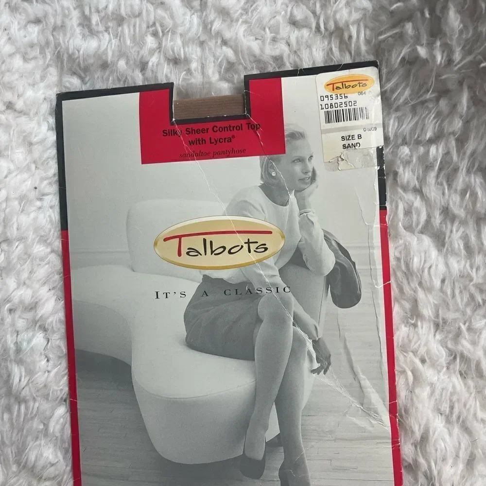 Talbots Silky Ultra Control top Pantyhose with Lycra Size B .Sand color.